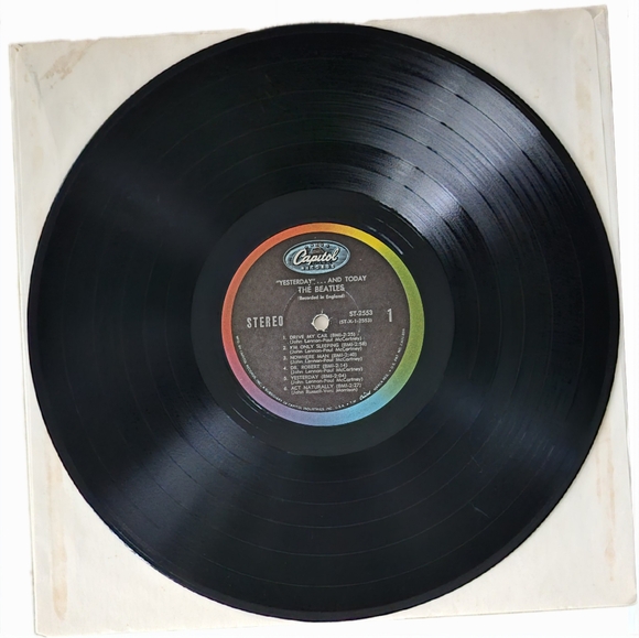 THE BEATLES🇬🇧Yesterday and Today•Capitol Records (#ST 2553)•Jacksonvill - Picture 3 of 8